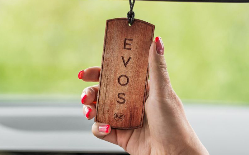 K2 Evos Grace Madam Aromatizante para Coche (Colgante de Madera)