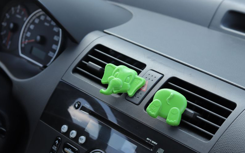 K2 Arlo Thé Vert Parfum de Voiture Pour Grille de Ventilation (Éléphant)