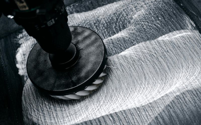 K2 Brill Upholstery Cleaning Brush