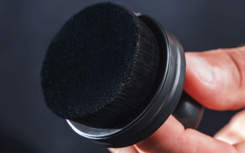 K2 Traco Pro Tyre Applicator With Dense Bristles