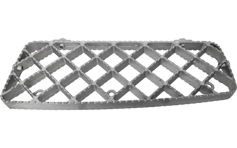 Scania Series R Center Step Plate