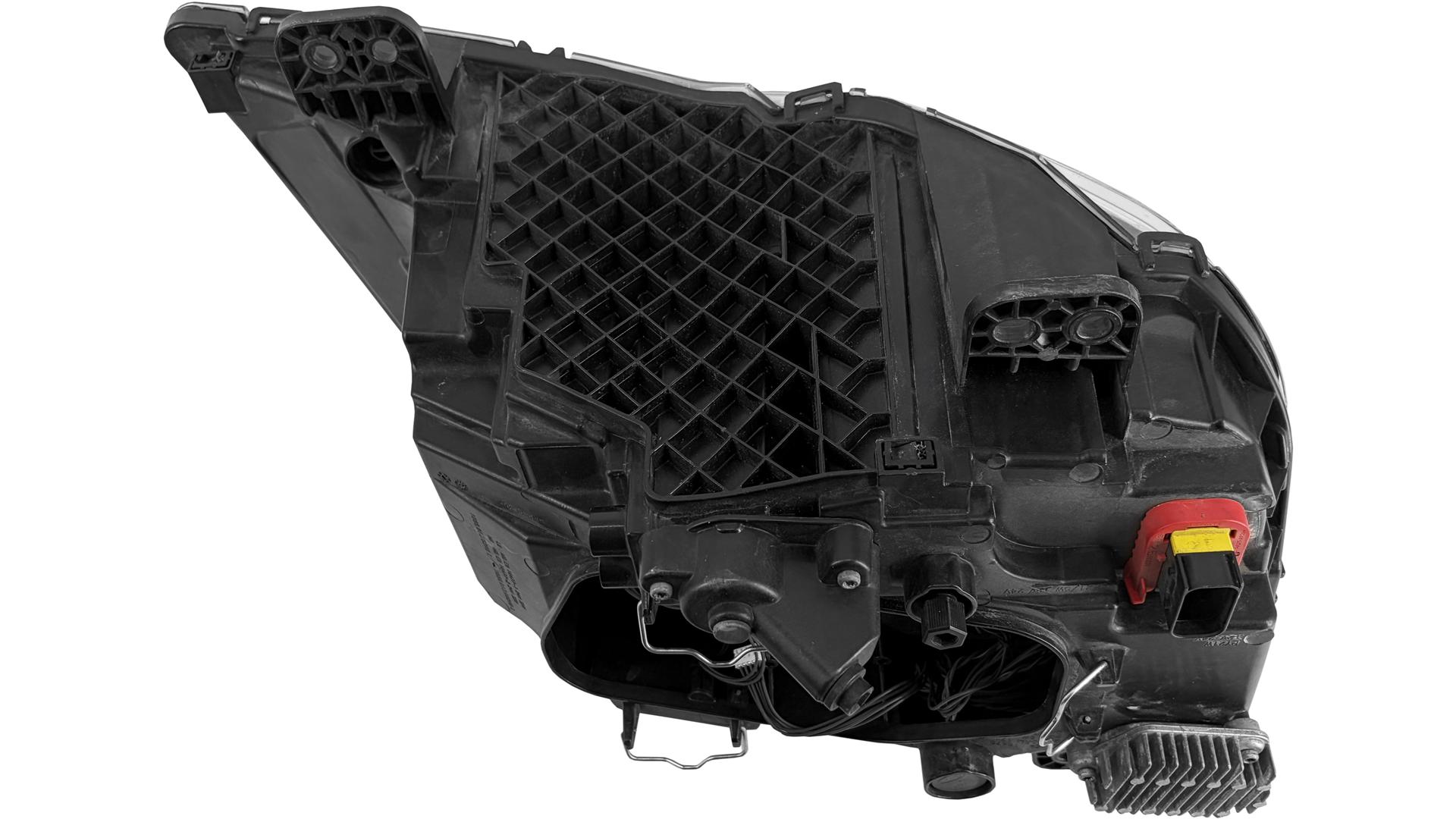 MAN TGX / TG3 Faro Delantero LED Izq (Usado)