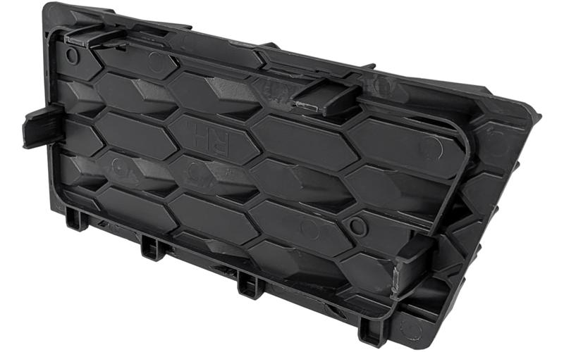 Volvo FM5 / FMX ЗАГЛУШКА НИЖНЕЙ РЕШЁТКИ РАДИАТОРА ПРАВАЯ