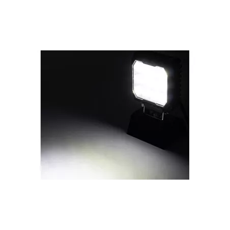РАБОЧАЯ ФАРА 12 X LED
