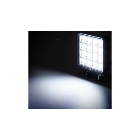 КВАДРАТНАЯ РАБОЧАЯ ФАРА 16 X LED С ВЫКЛЮЧАТЕЛЕМ