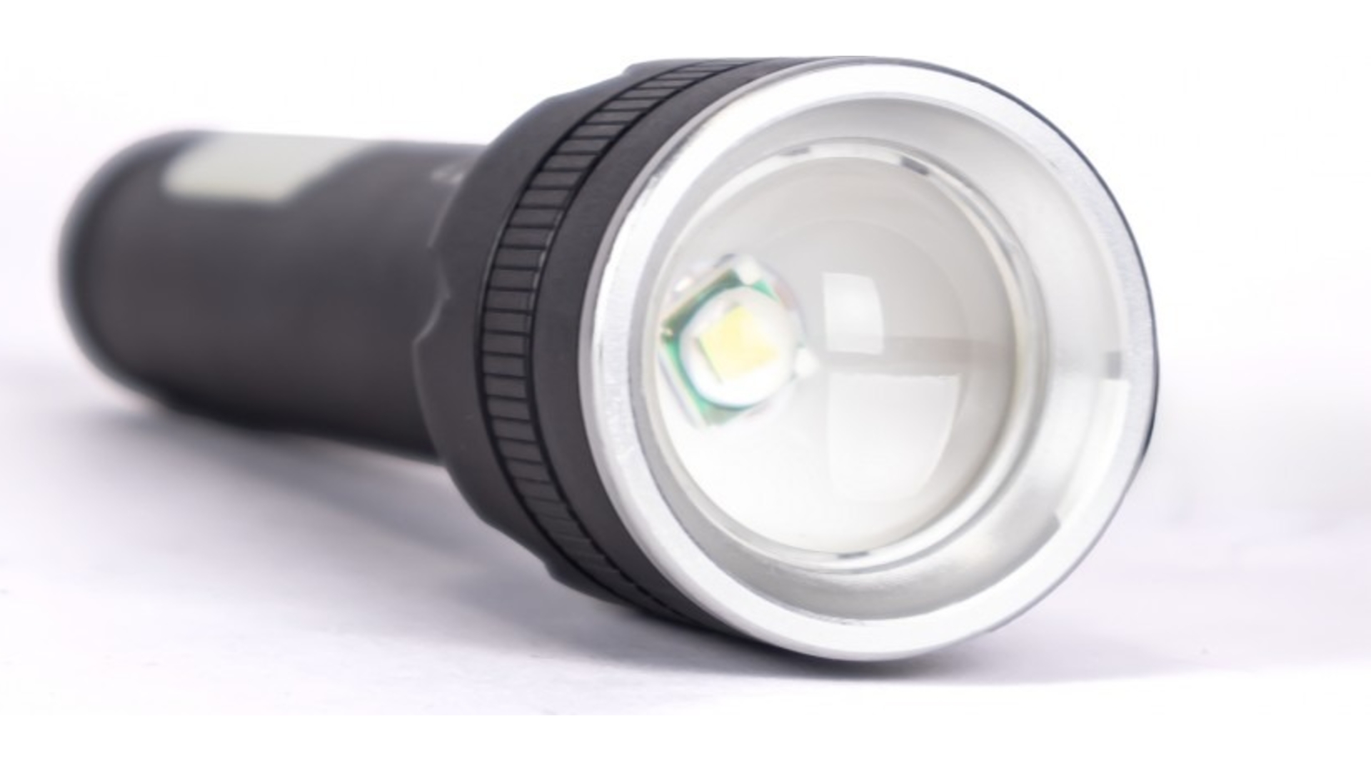 Taktische Taschenlampe Lat-Kmr9