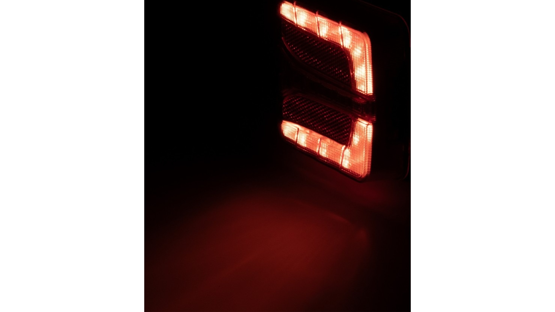 Piloto Trasero LED 12 / 24V con Toma de Bayoneta Izq