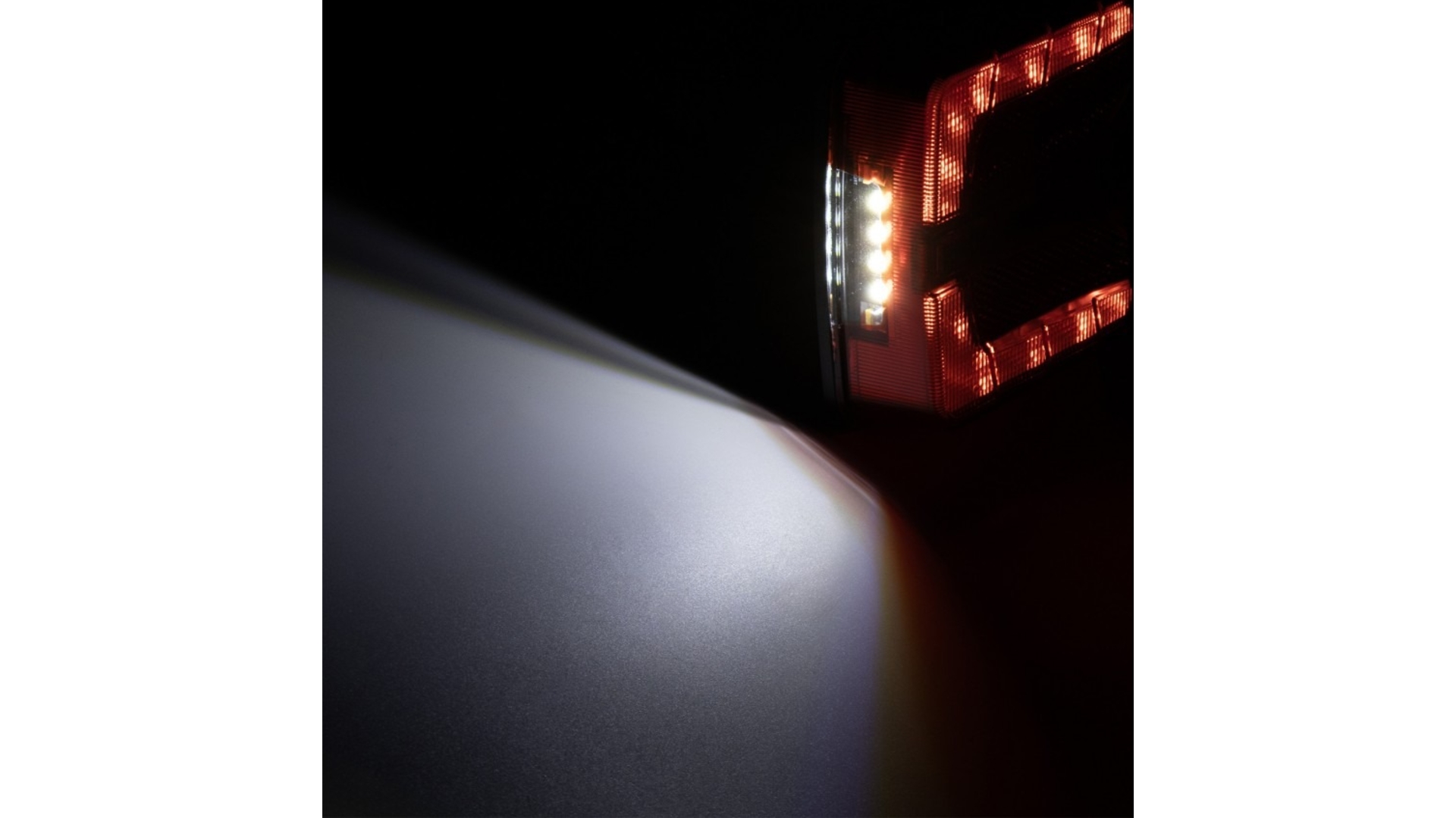 Rückleuchte LED 12 / 24V Mit Bajonettanschluss Rechts