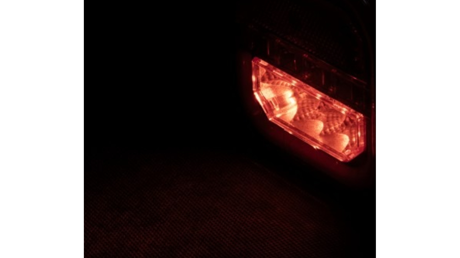 Piloto Trasero LED Neon2 12 / 24V (Universal) Izq