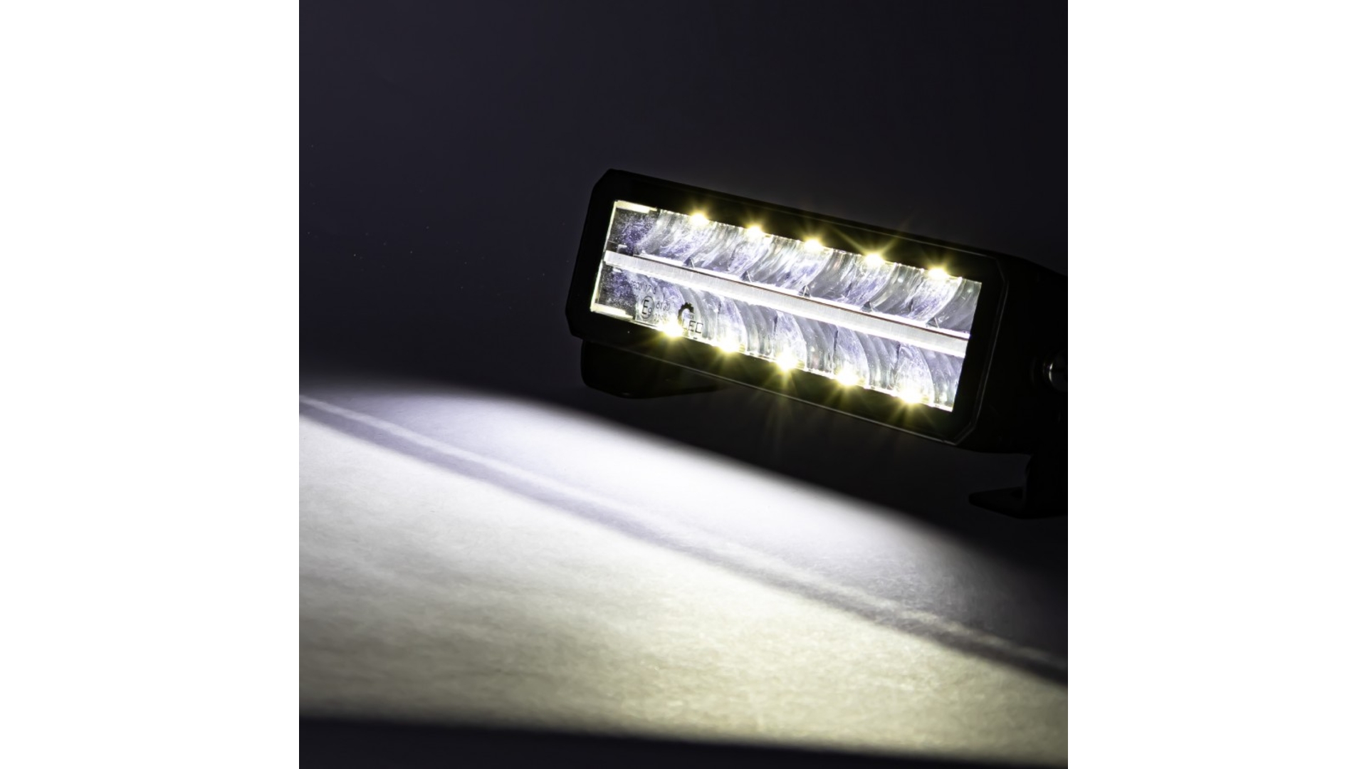 Fernlichtscheinwerfer Bezel-Less Mittel LED Kmr13