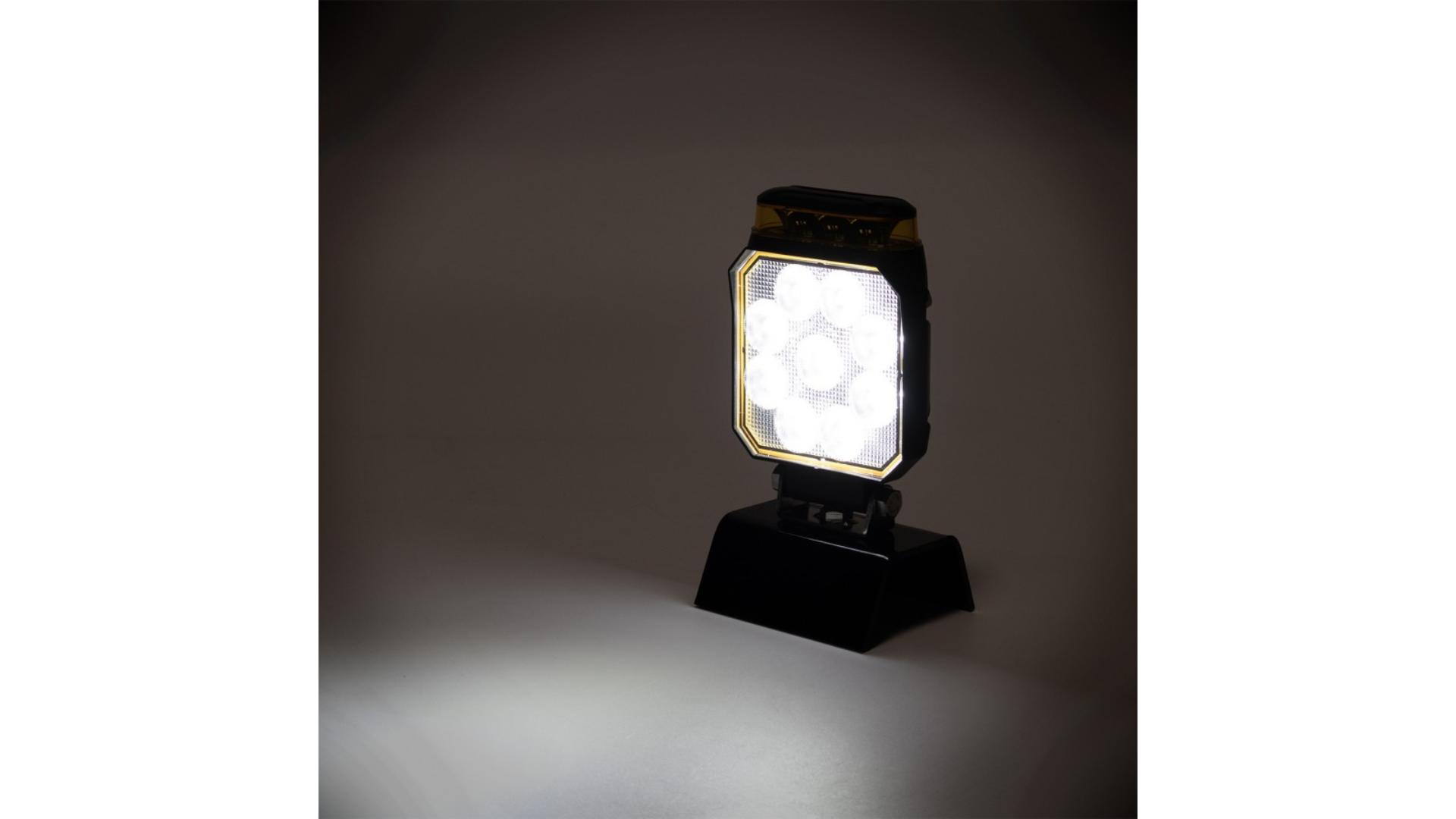 Reverse Lamp + Strobe R23 R65