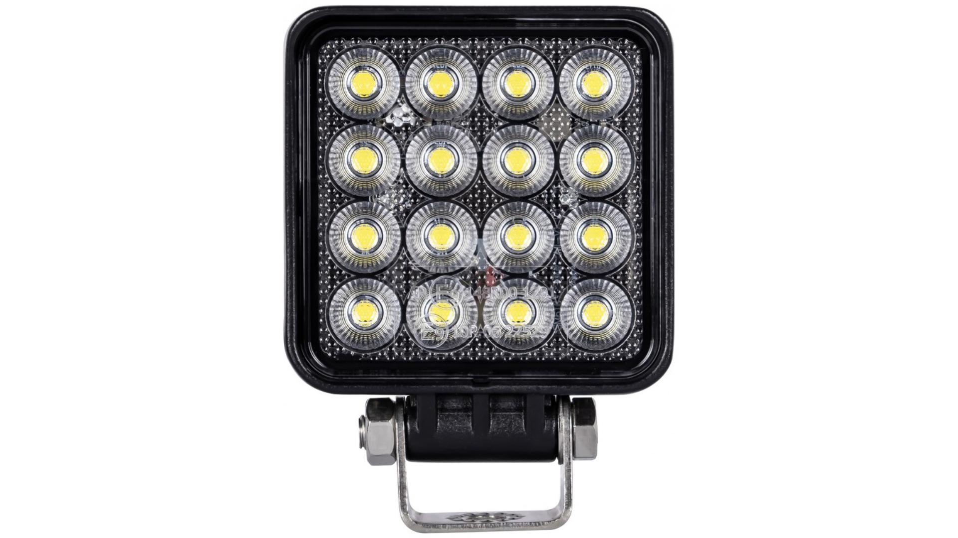 Reverse Lamp 16 X LED Square Switch R23 R148