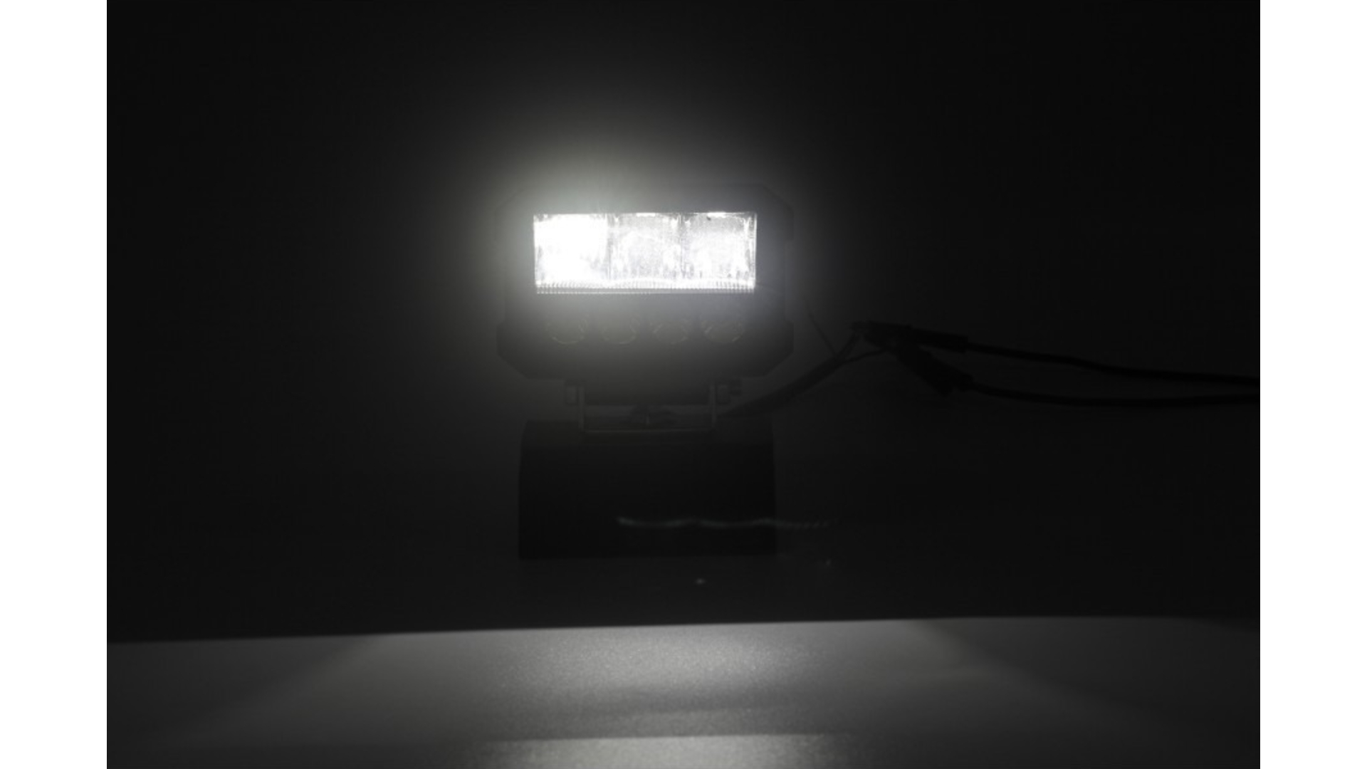 Fernlichtscheinwerfer + Strobe Orange