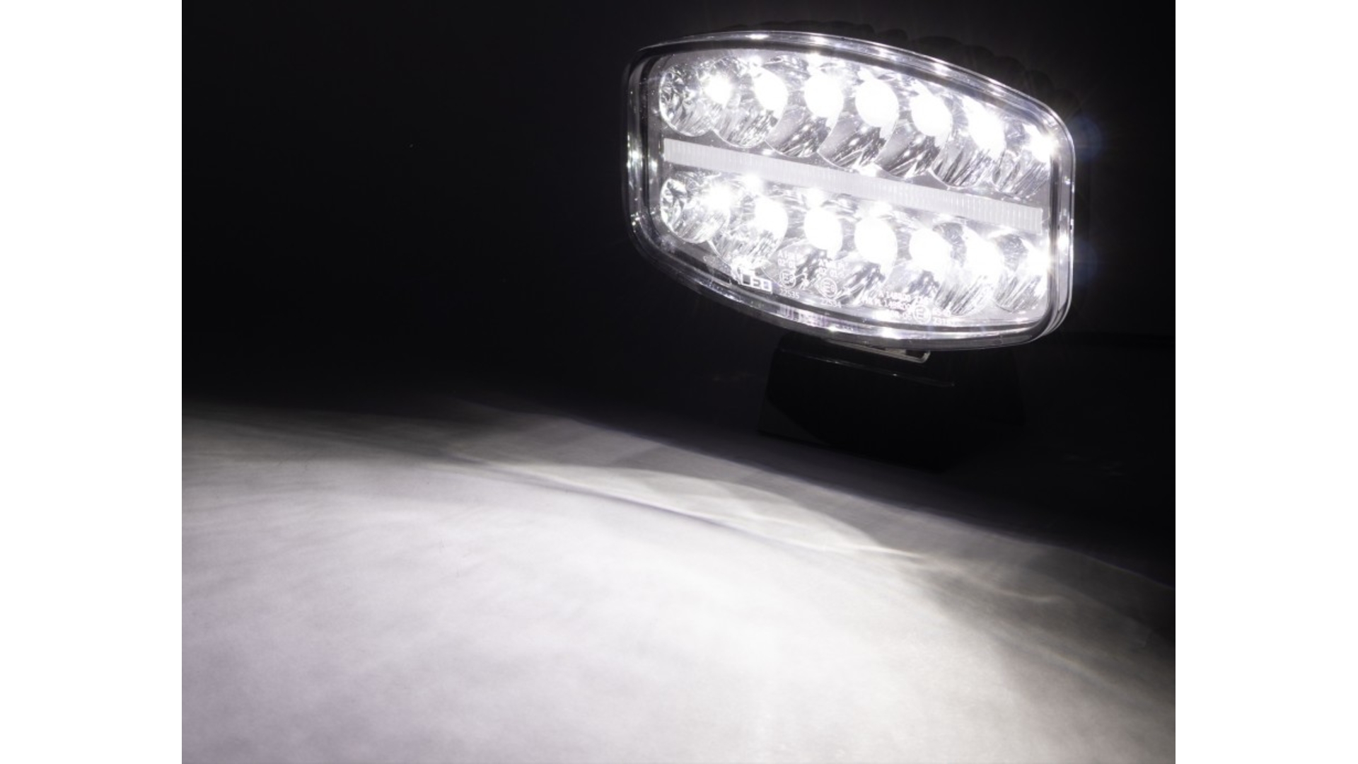 Driving Lamp Center Position Full LED 12 / 24V Slim