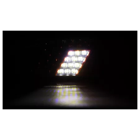 Rückleuchte 69 X LED Mit Dreieck (Weiss-Rot) Links