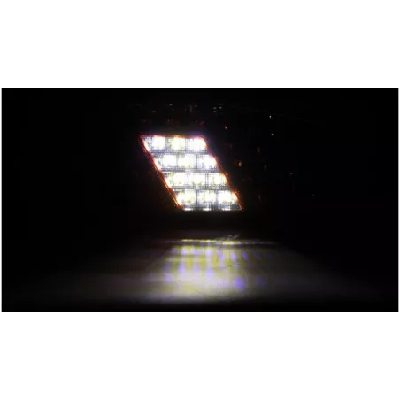 Rückleuchte 69 X LED Mit Dreieck (Weiss-Rot) Rechts