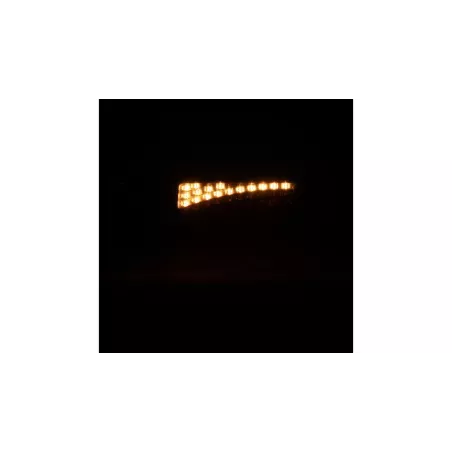Rückleuchte 69+6 X LED Mit Dreieck Und Umrissleuchte Links