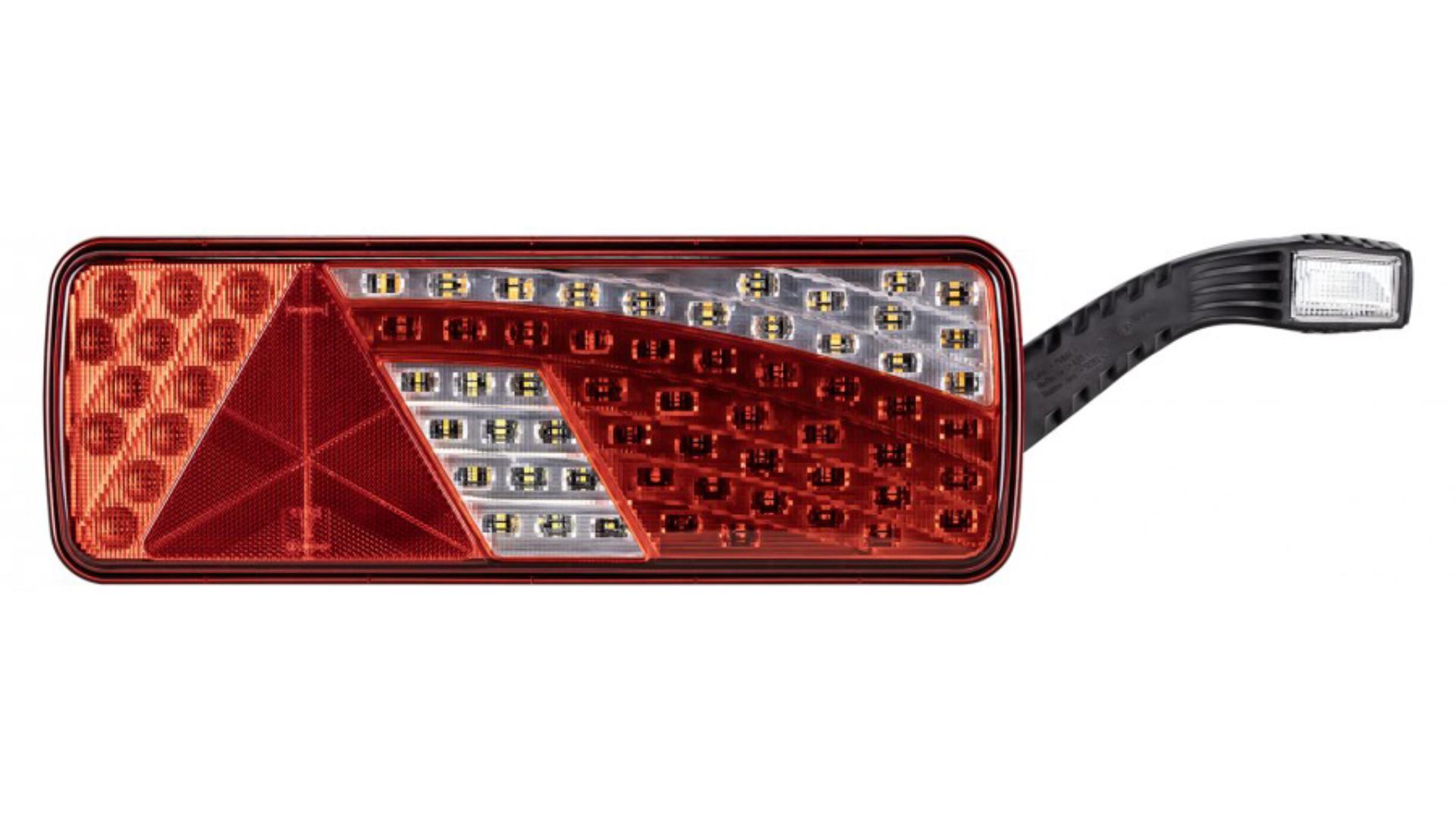 Piloto Trasero 69+6 X LED con Triángulo y Luz de Gálibo Dch