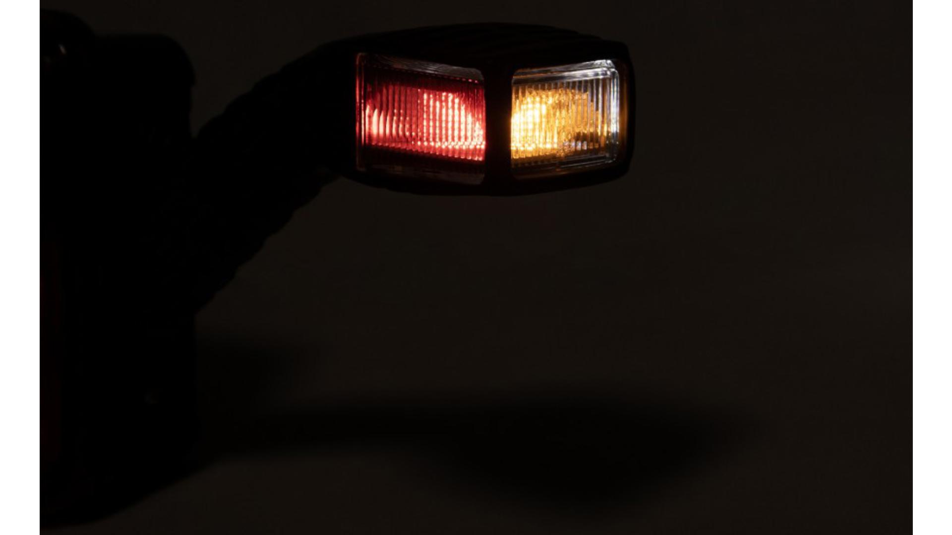 Lampa Zespolona Tylna 69+6 X LED z Trójkątem I Obrysem Prawa