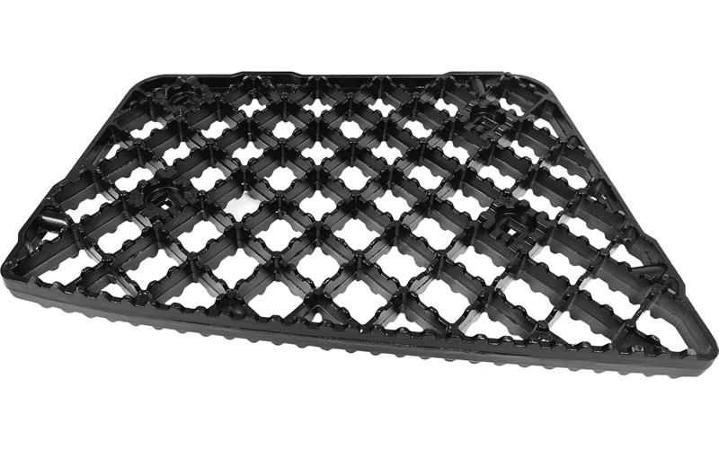 Iveco Eurotrakker / Eurotech Lower Step Plate RH / LH