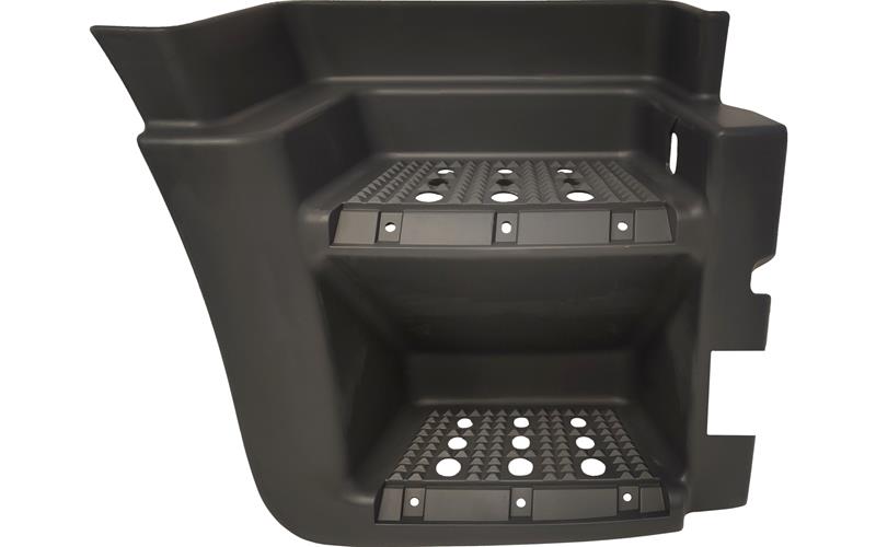 Iveco Stralis Lower Step RH With Cutout