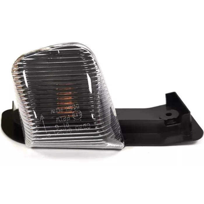 Iveco Stralis / Eurotrakker (2012-) Turn Signal Lamp White RH