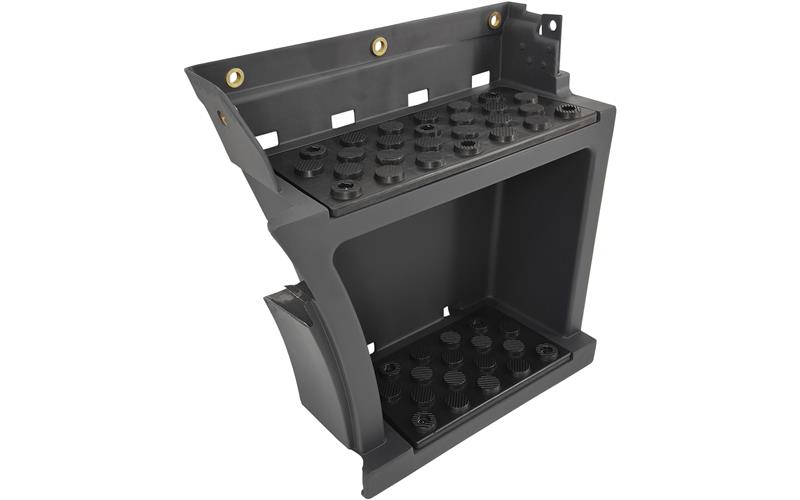 Mercedes SK 1735 Cab Step RH