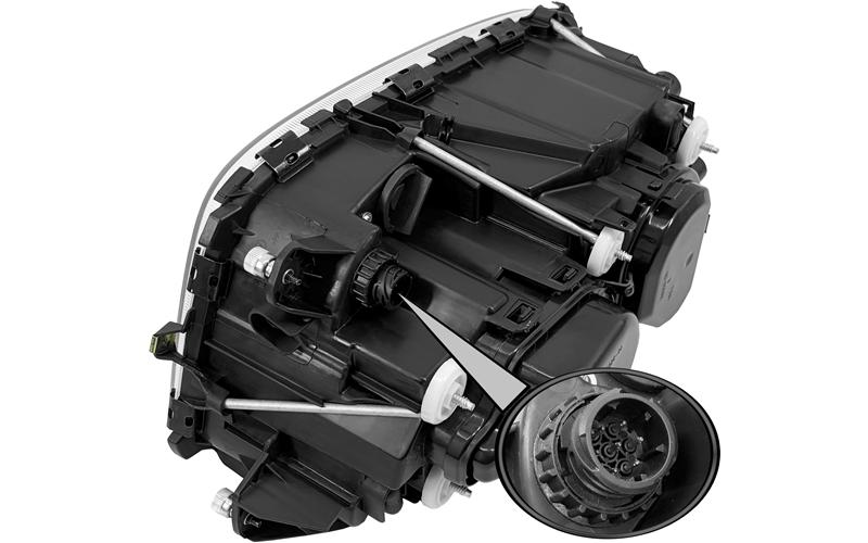 Mercedes Actros MP3 Headlamp RH (Electrically Adjustable)