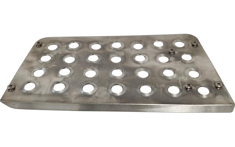 MAN L2000 / LE2000 / M2000 / ME2000 12-26t LH Cab Step