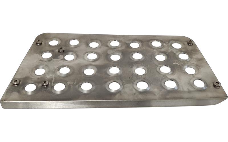 MAN L2000 / LE2000 / M2000 / ME2000 12-26t RH Cab Step