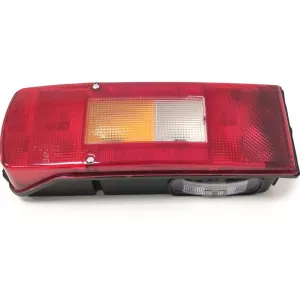 VOLVO FM / FMX / FL6 / FL / FE PILOTO COMBINADO TRASERO IZQ CON LUZ DE MATRĺCULA