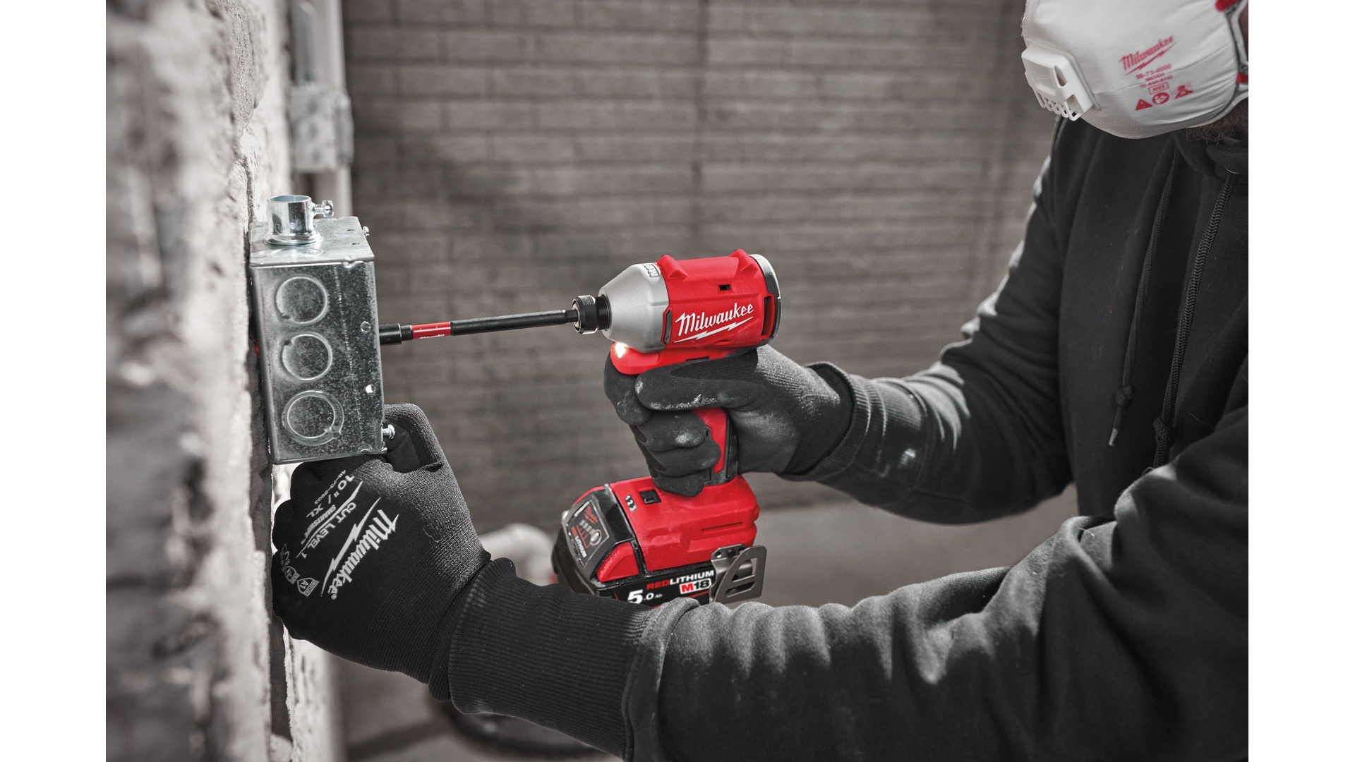 MILWAUKEE M18 BLIDR-0X - KOMPAKTOWA ZAKRĘTARKA UDAROWA 190 NM, 1/4" HEX, 18 V, W WALIZCE, BEZ WYPOSAŻENIA