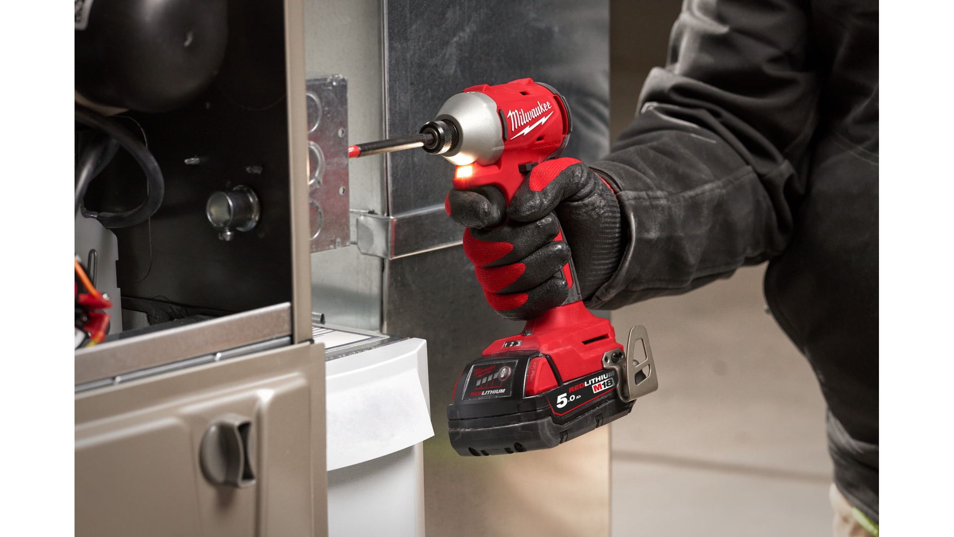 MILWAUKEE M18 BLIDR-0X - KOMPAKTOWA ZAKRĘTARKA UDAROWA 190 NM, 1/4" HEX, 18 V, W WALIZCE, BEZ WYPOSAŻENIA