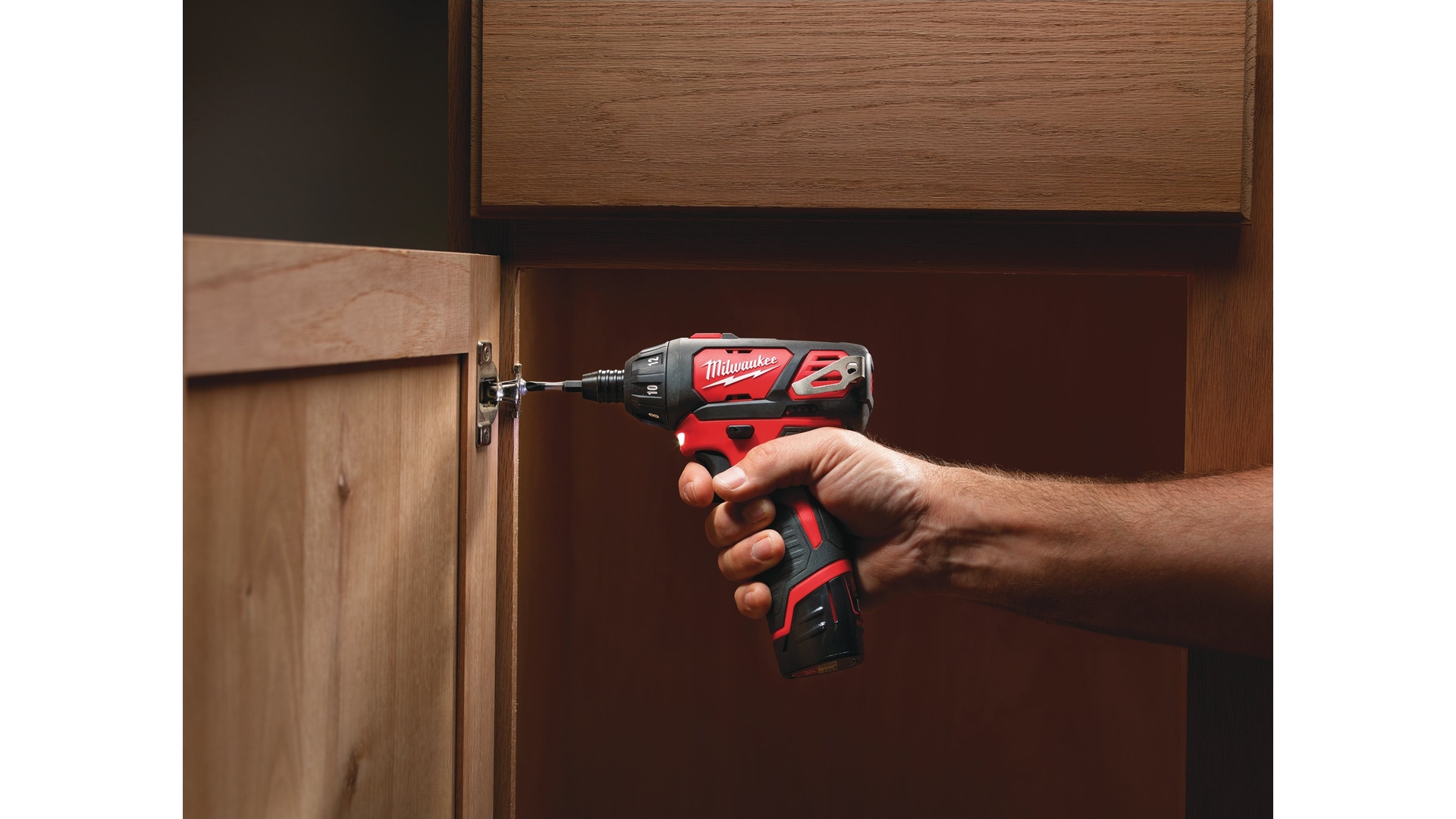MILWAUKEE M12 BSD-0 16NM - SUBKOMPAKTOWA ZAKRĘTARKA UDAROWA 1/4" HEX 12 V, BEZ WYPOSAŻENIA