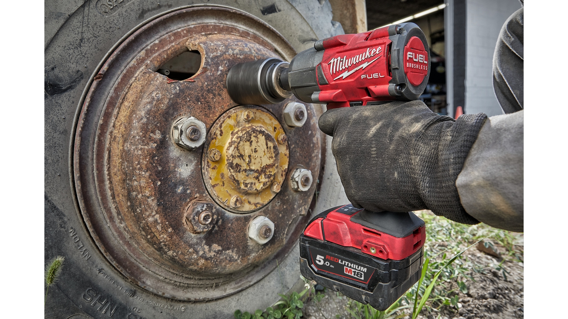 MILWAUKEE M18 FMTIW2F12-0 - KLUCZ UDAROWY 1/2", 745 NM, 18 V, FUEL™, BEZ WYPOSAŻENIA
