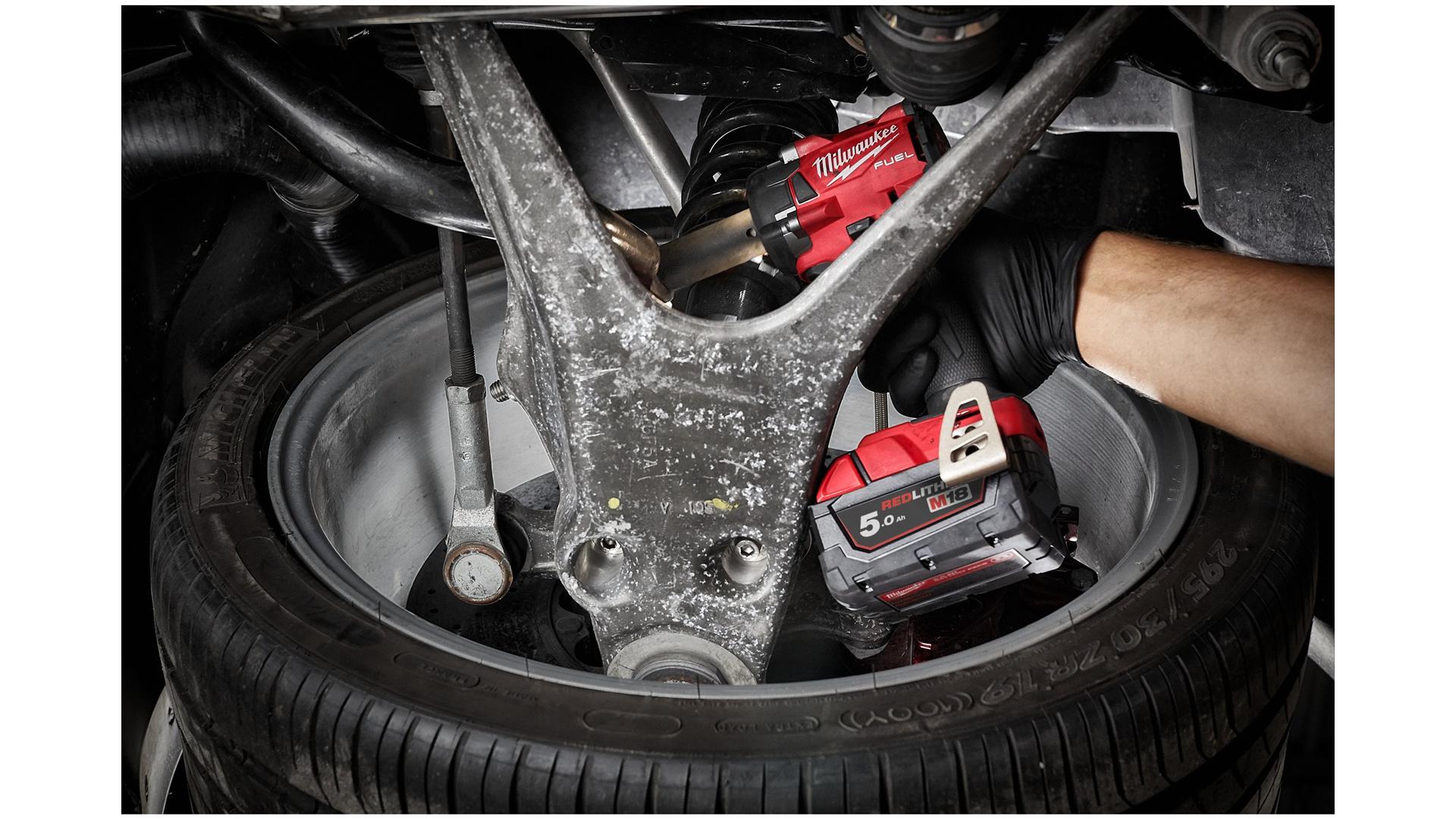 MILWAUKEE M18 FIW2F12-0X - KLUCZ UDAROWY KOMPAKTOWY 1/2", 339 NM, 18 V, FUEL™, W WALIZCE, BEZ WYPOSAŻENIA