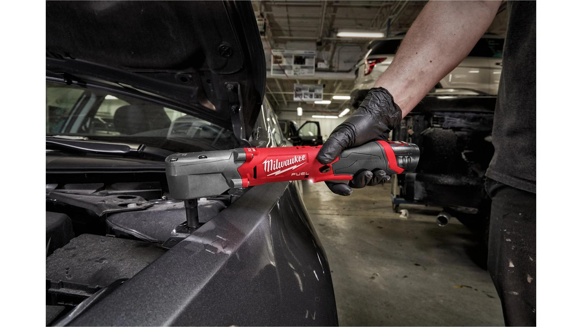 MILWAUKEE M12 FRAIWF12-0 - KLUCZ UDAROWY KĄTOWY 1/2", 12 V, FUEL™, BEZ WYPOSAŻENIA
