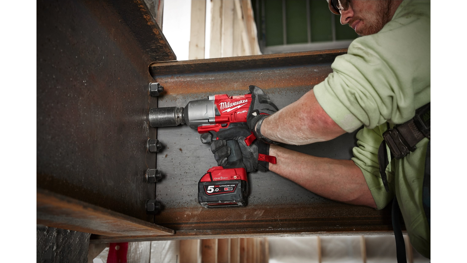 MILWAUKEE M18 ONEFHIWF12-502X - KLUCZ UDAROWY 1/2", 1356 NM, 18 V, 5.0 AH, ONE-KEY™, W WALIZCE, Z 2 AKUMULATORAMI I ŁADOWARKĄ

