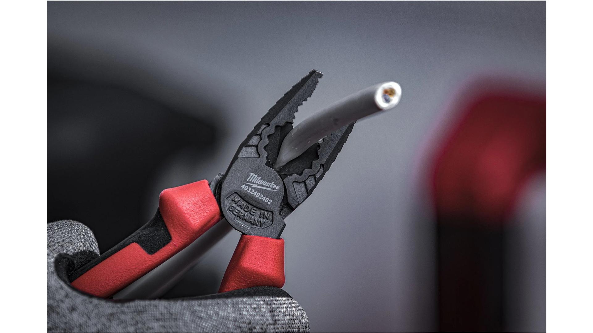 MILWAUKEE SZCZYPCE UNIWERSALNE, 180MM
