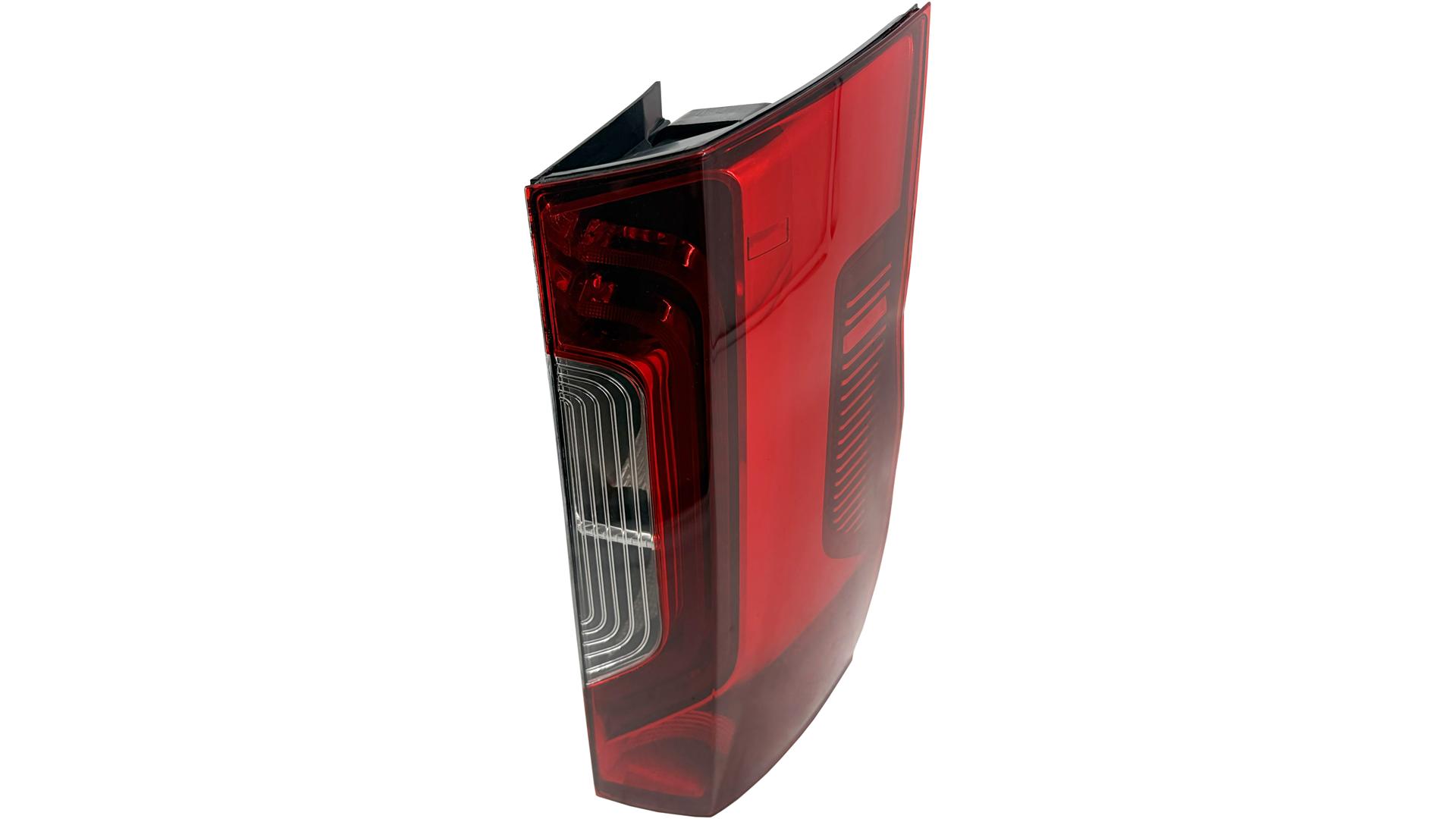 MERCEDES SPRINTER 18- LAMPA ZESPOLONA LED PRAWA